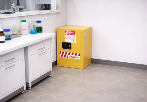 Tủ chứa hóa chất dễ cháy 4 Gallon SYSBEL WA810041 (tự đóng – mini)